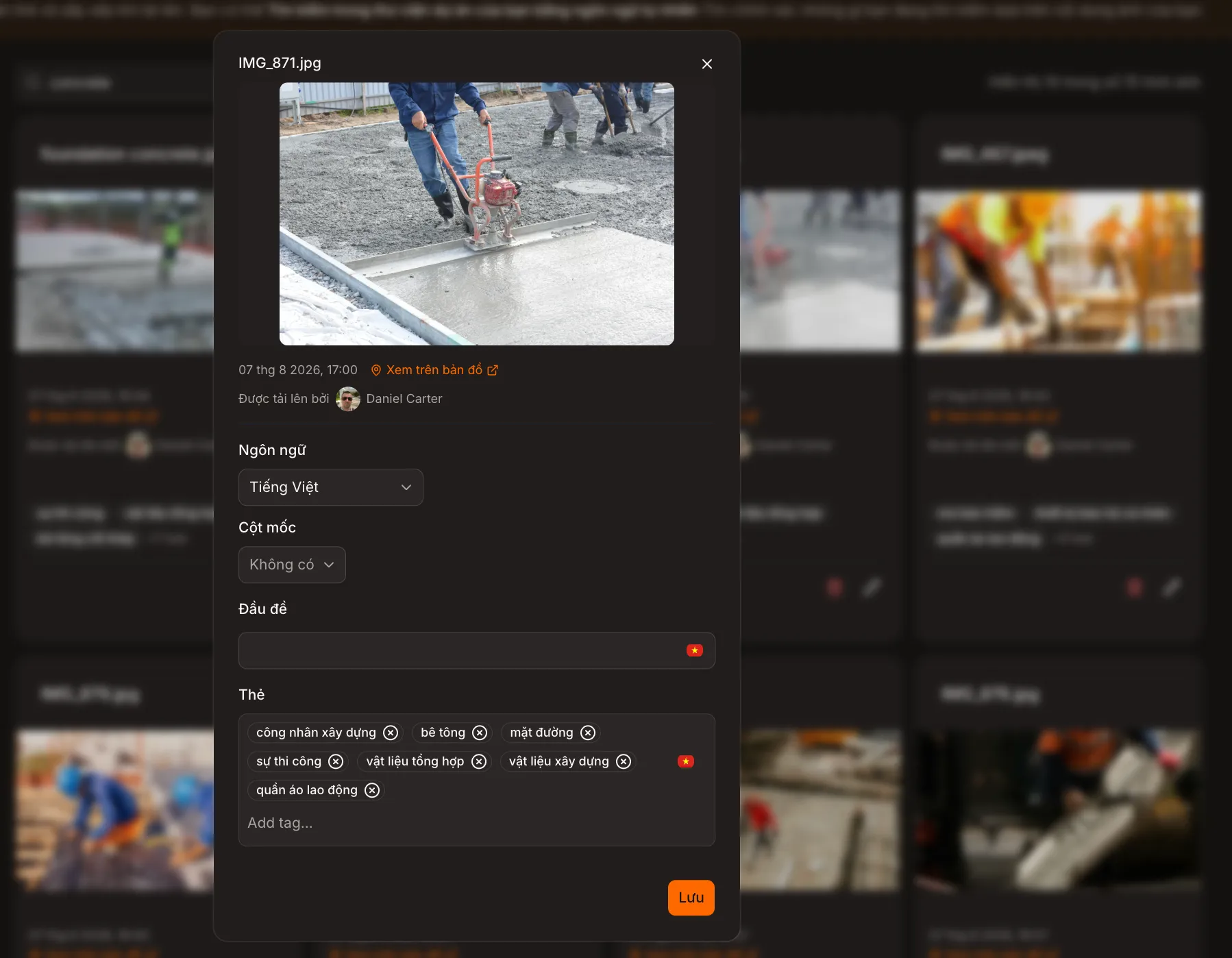 Detail view of a site photo in Vietnamese, showing AI-generated tags